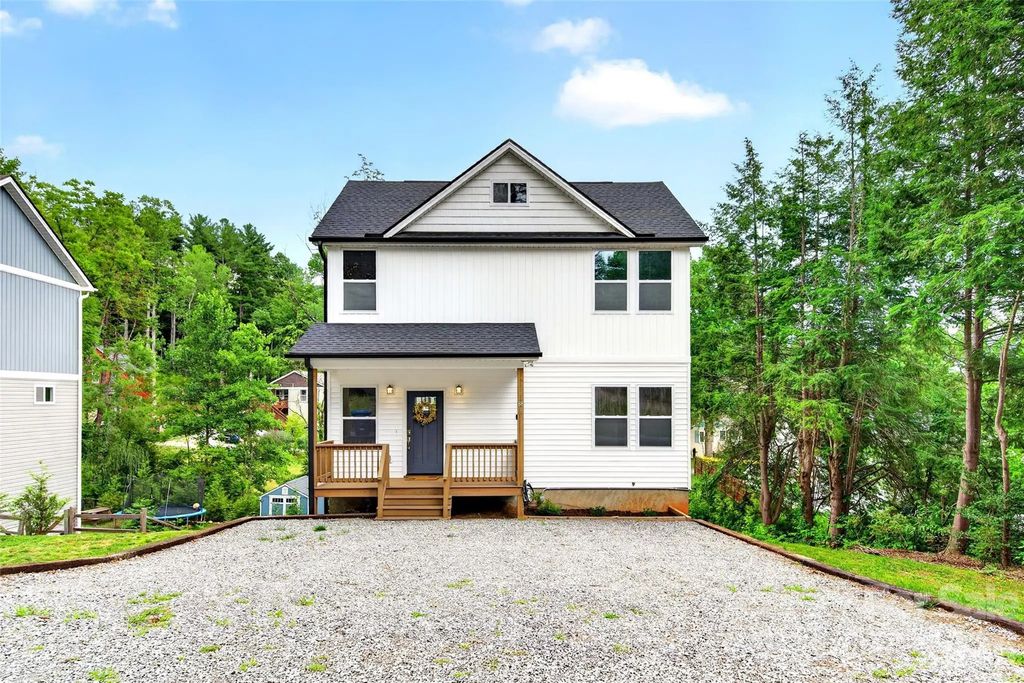 88 Walker Street, Black Mountain
