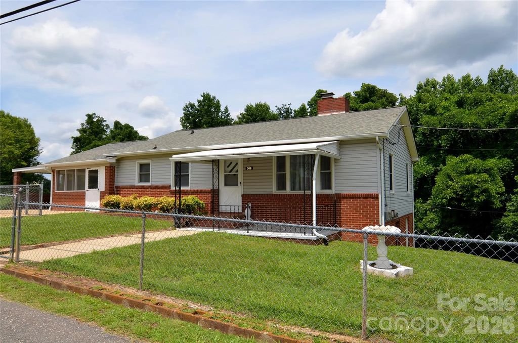 309 Morehead Road, Marion