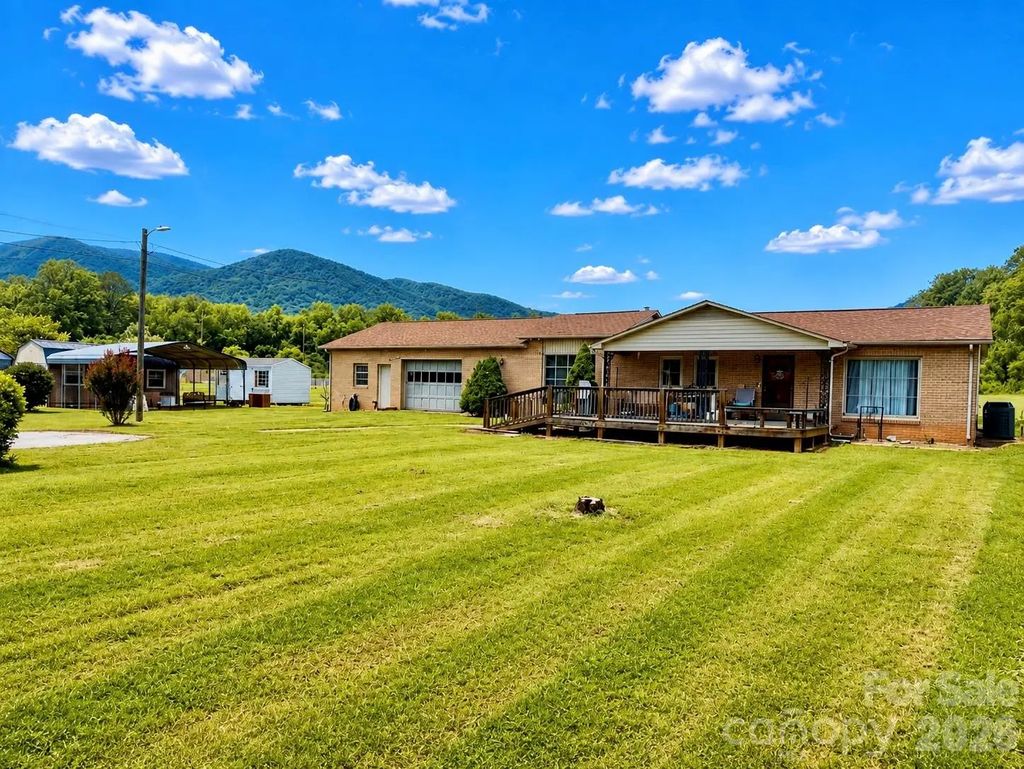 72 Circle Drive, Marion