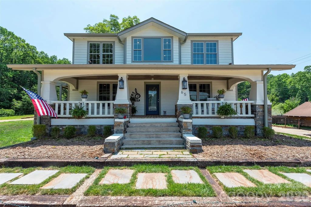 65 Walnut Street, Marion