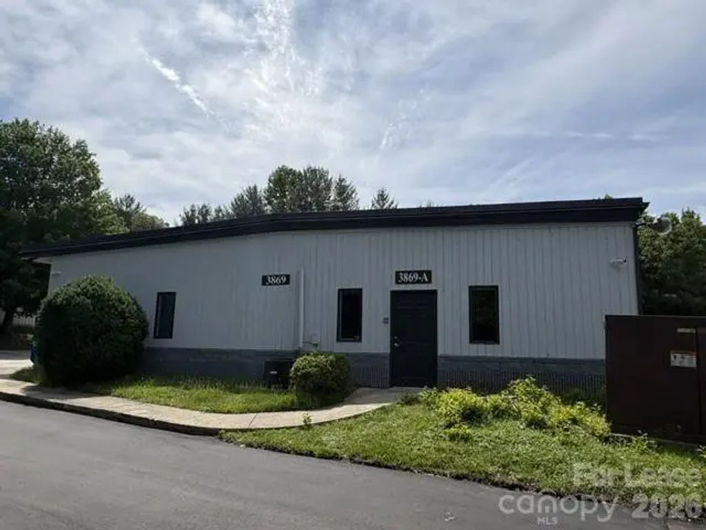 3865 Sweeten Creek Road 3869-a, Arden