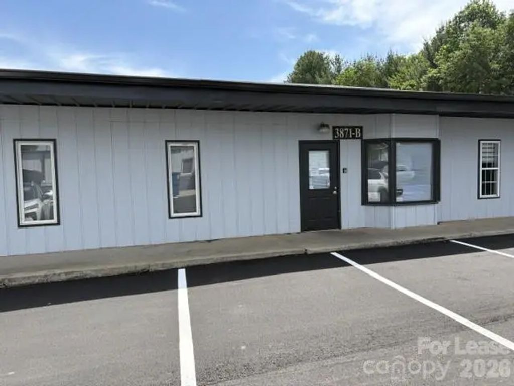 3865 Sweeten Creek Road 3871-b, Arden