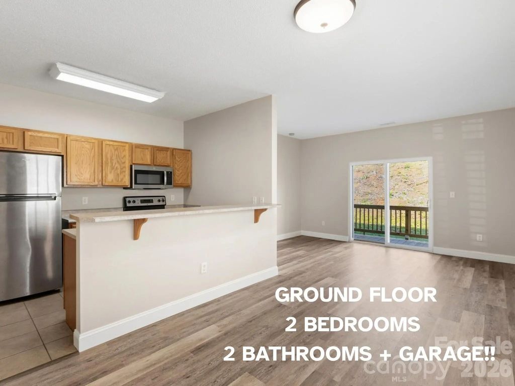 43 Foxden Drive 104, Fletcher