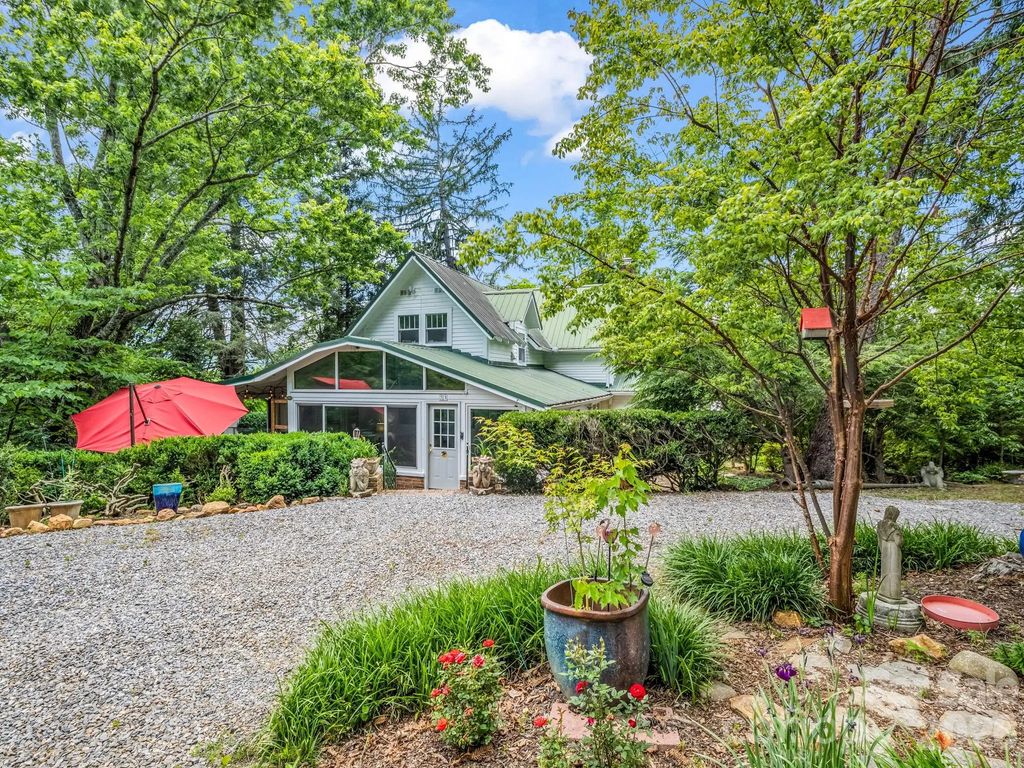23 Sunset Drive, Black Mountain