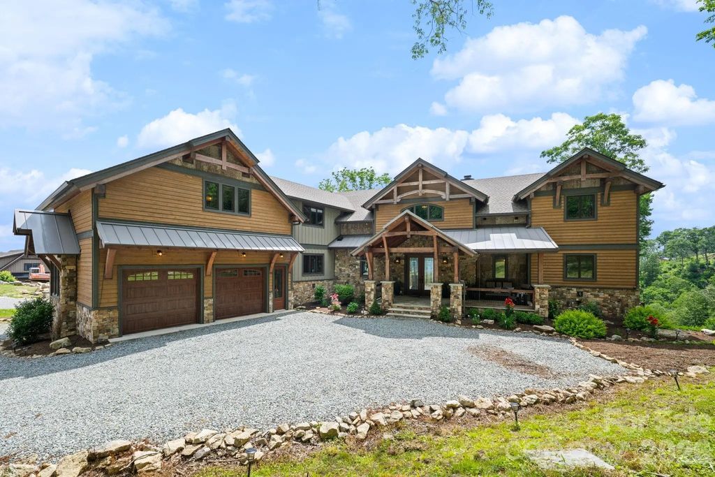 6 Valley Watch Court, Banner Elk