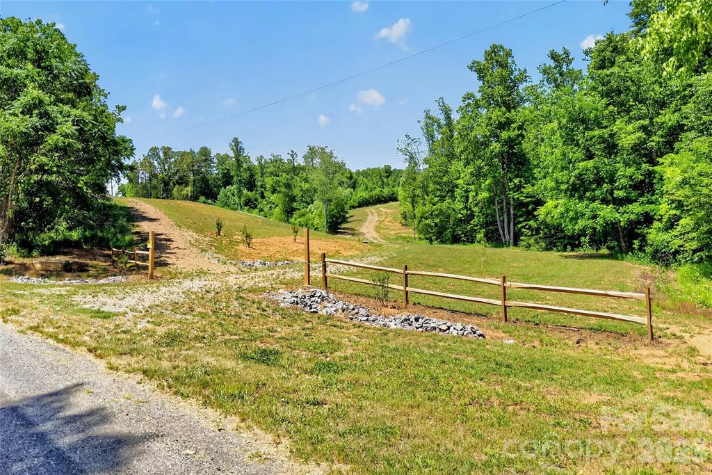 272 Randolph Drive 1, Marion