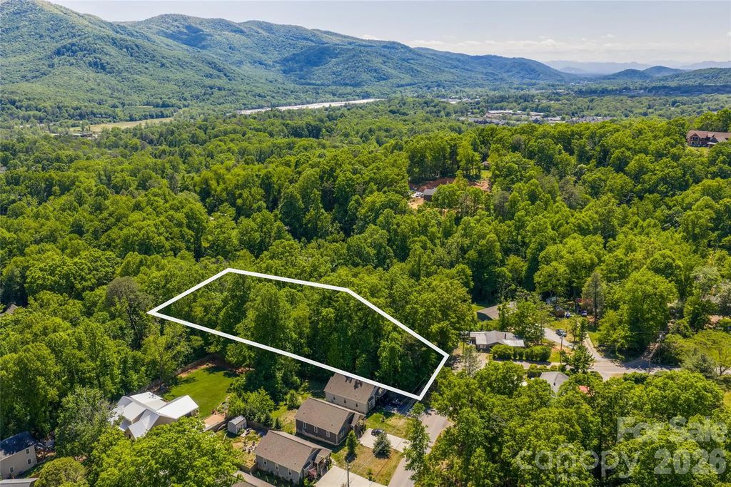 9999 Mount Allen Heights, Black Mountain