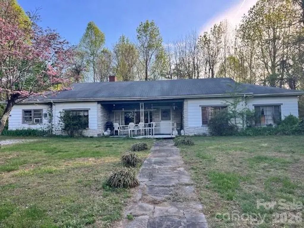 205 Whitson Road, Marion