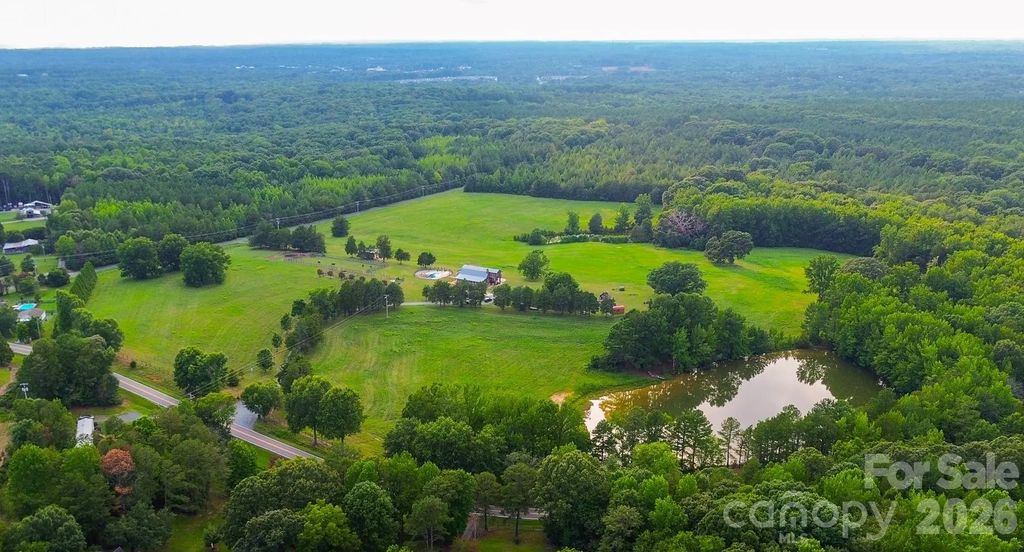 2800 Waxhaw Indian Trail Road S, Waxhaw