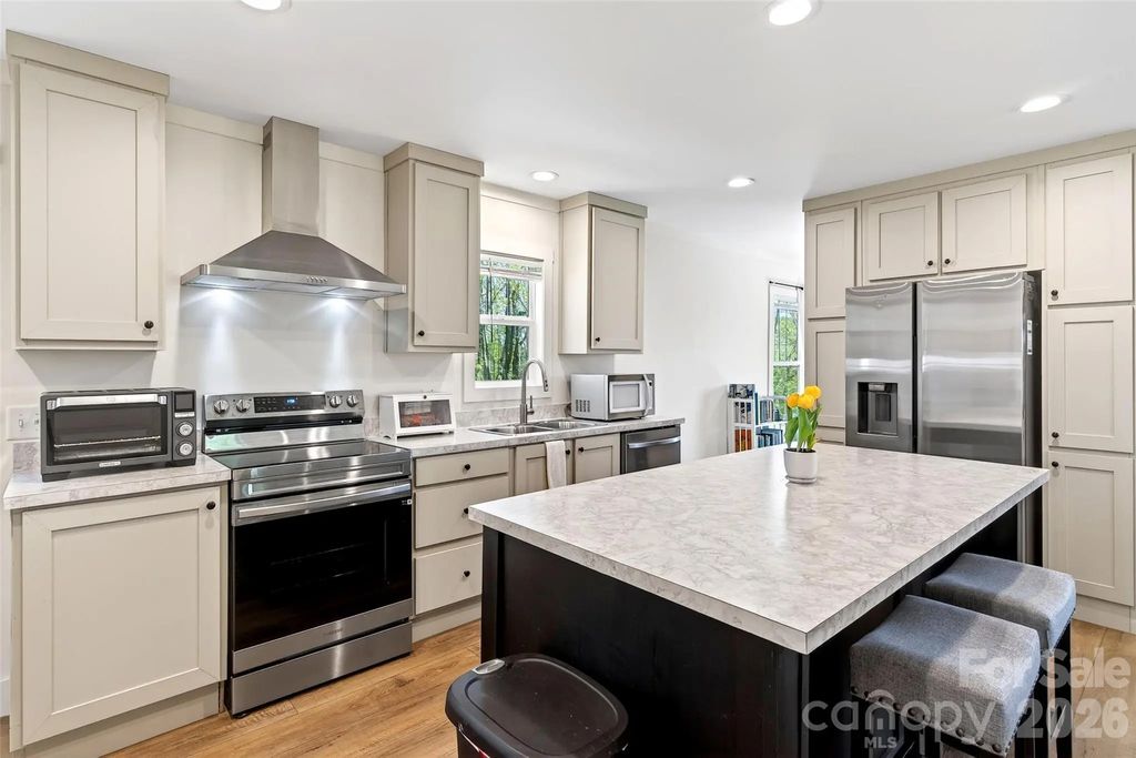 55 Cypress Road, Marion