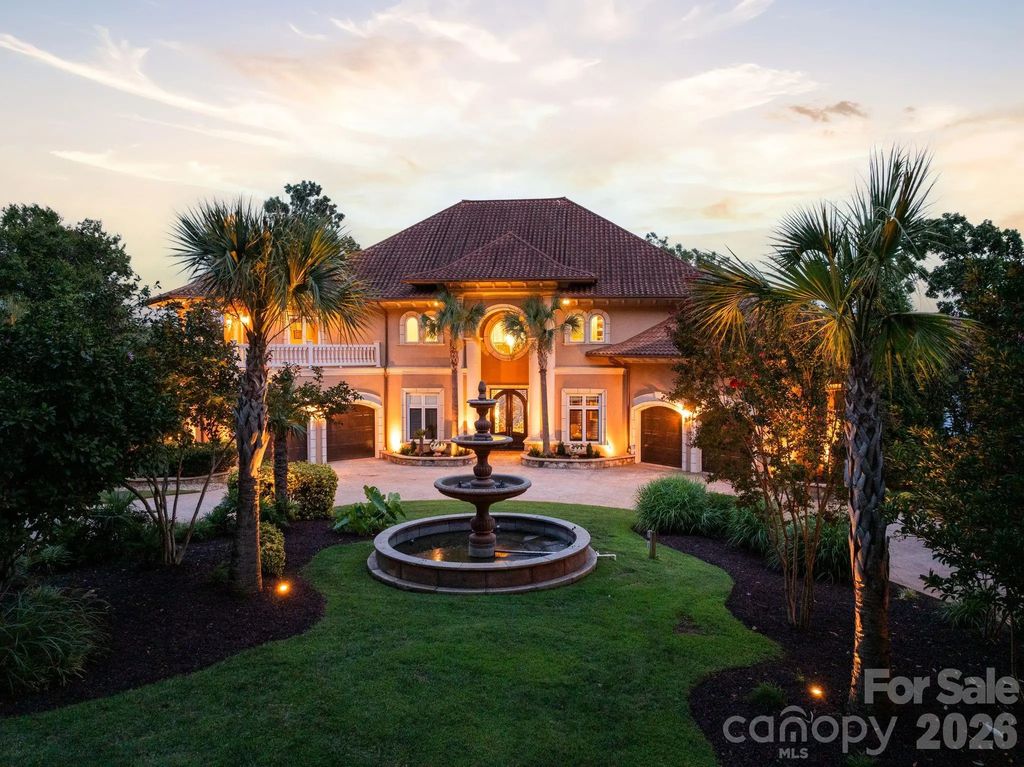 178 Mariner Pointe Lane, Mooresville