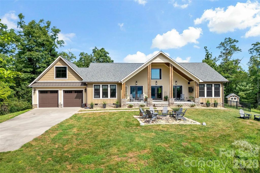 6521 Lake James Road, Marion