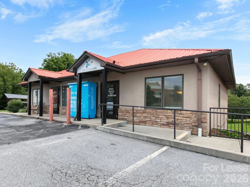 2690 Hendersonville Road 1, Arden