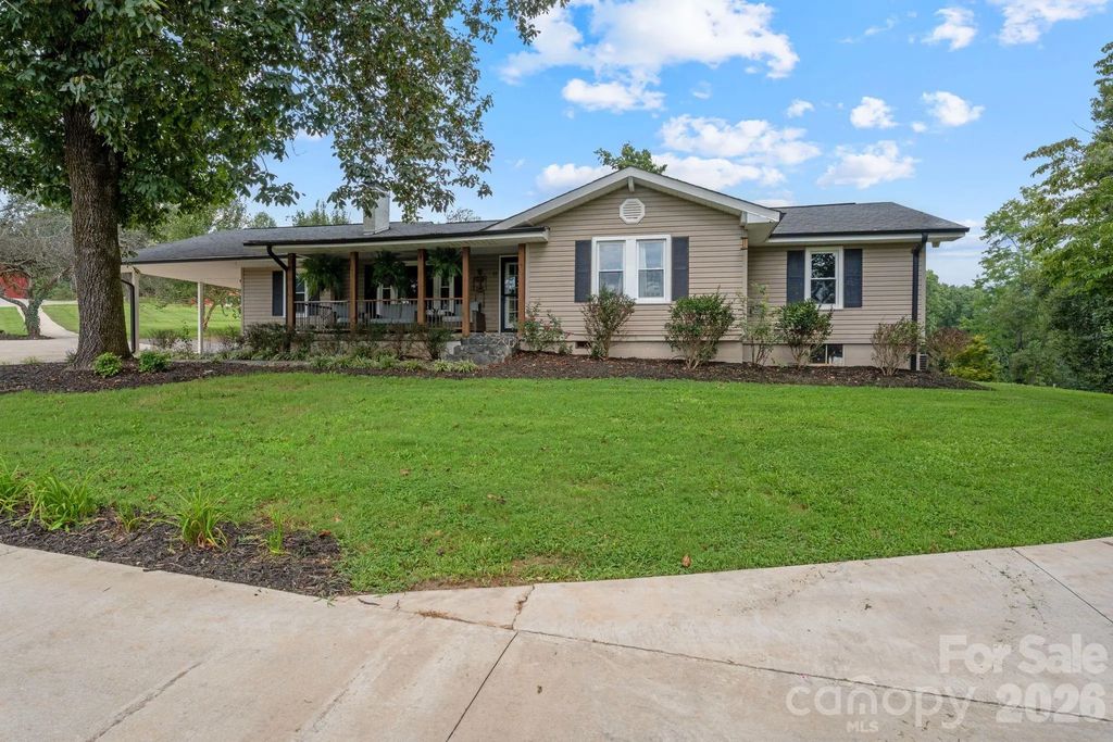 29 Pleasant Hill Road, Marion