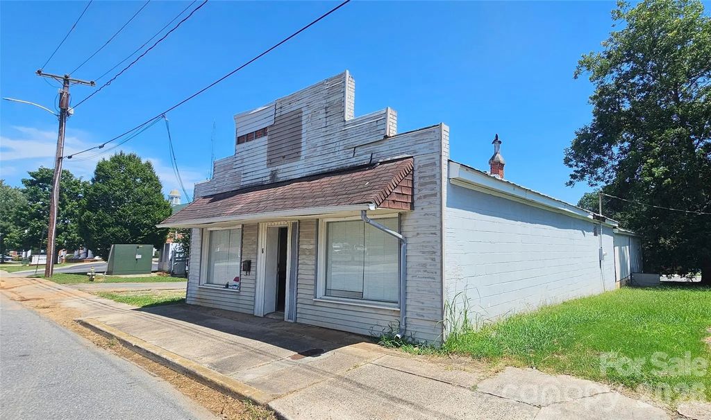 6 Roosevelt Street N, York