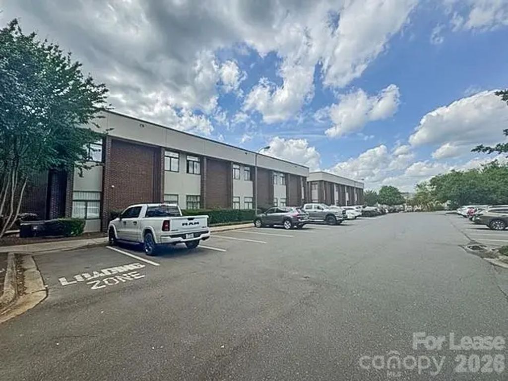 10801 Johnston Road 113, Charlotte