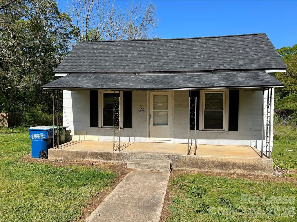 622 Woodlawn Avenue, Mount Holly