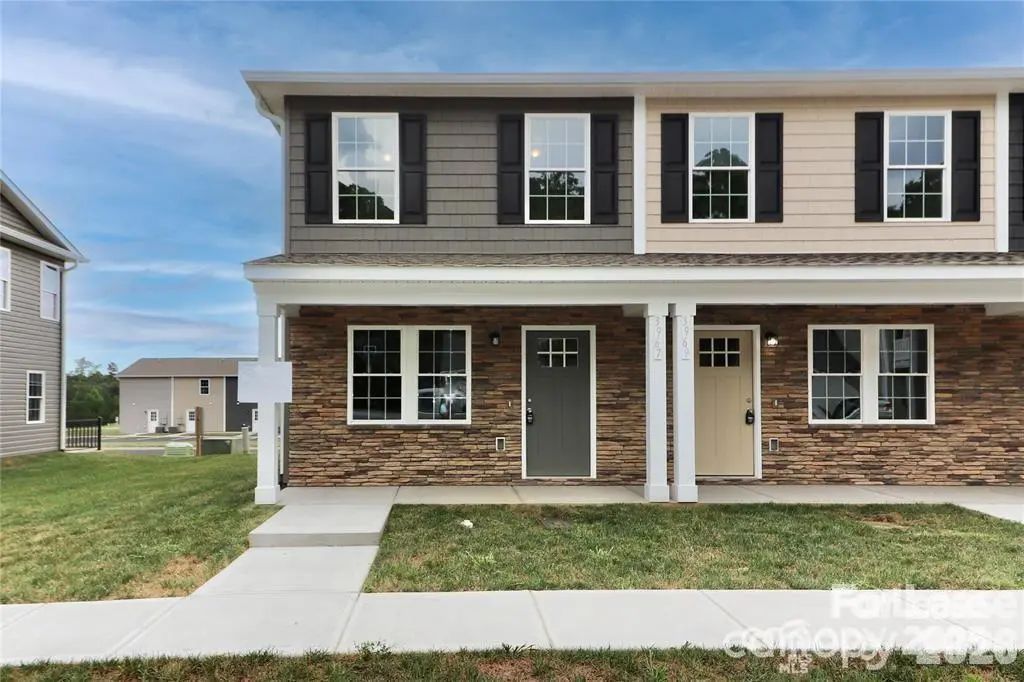 3967 Newhall Drive Nw, Hickory
