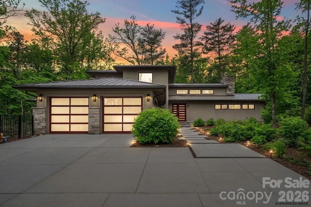 27 Hawberry Court, Asheville