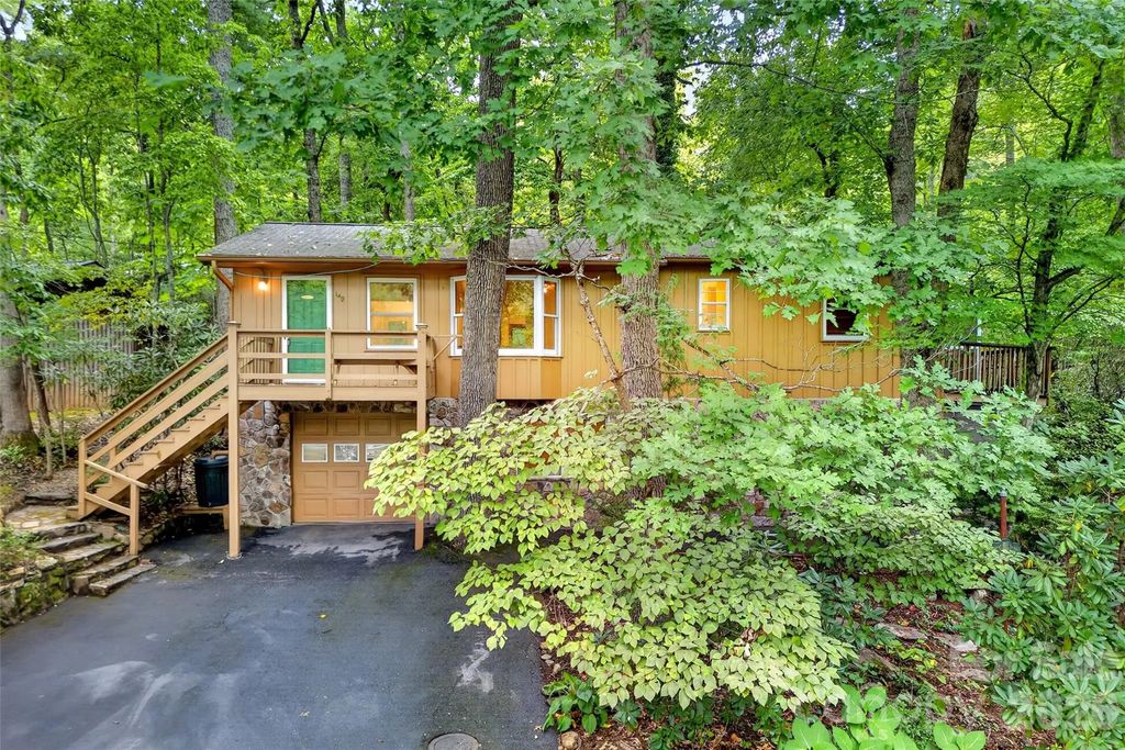 149 Woodland Road, Montreat