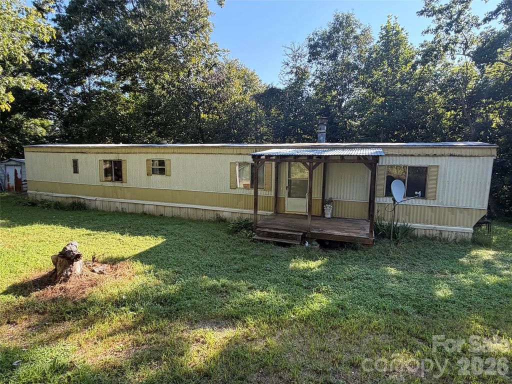 6197 Fox Gap Street, Morganton