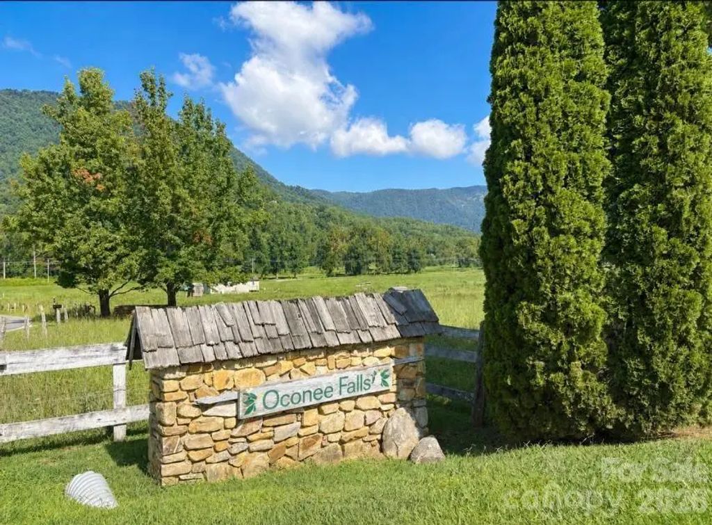 Lots 21-a, 22-b Quail Drive, Marion