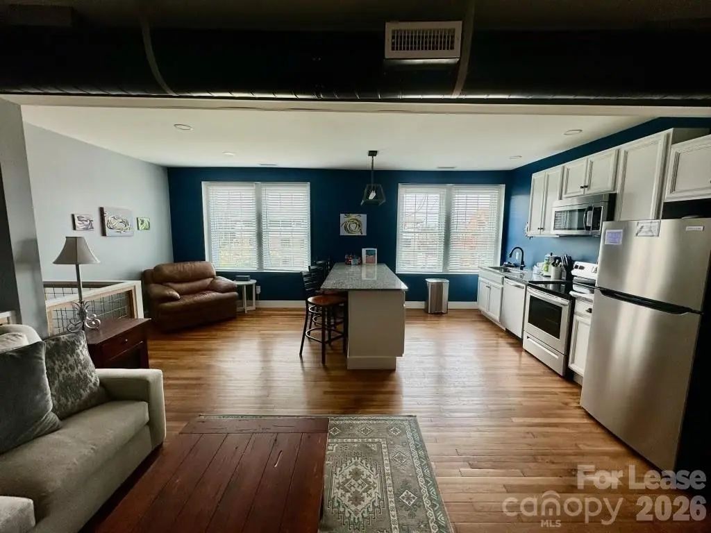 819 Harper Avenue Suite 200, Lenoir