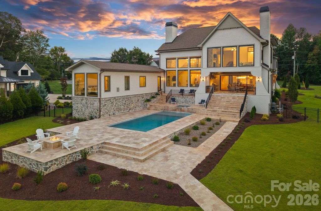 7679 Rabbit Circle, Denver