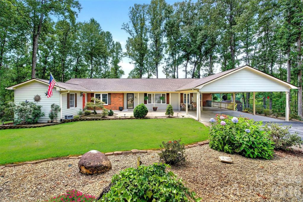 146 Cobblestone Drive, Marion