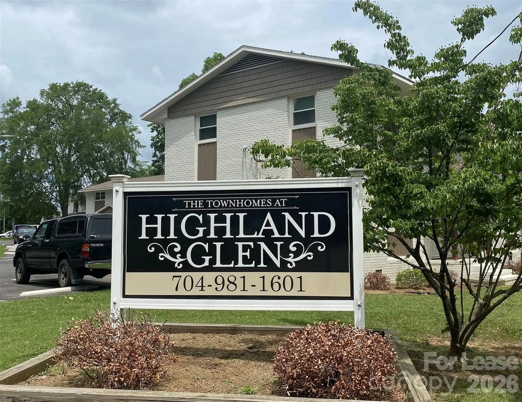 318 Highland Street 11, Mount Holly