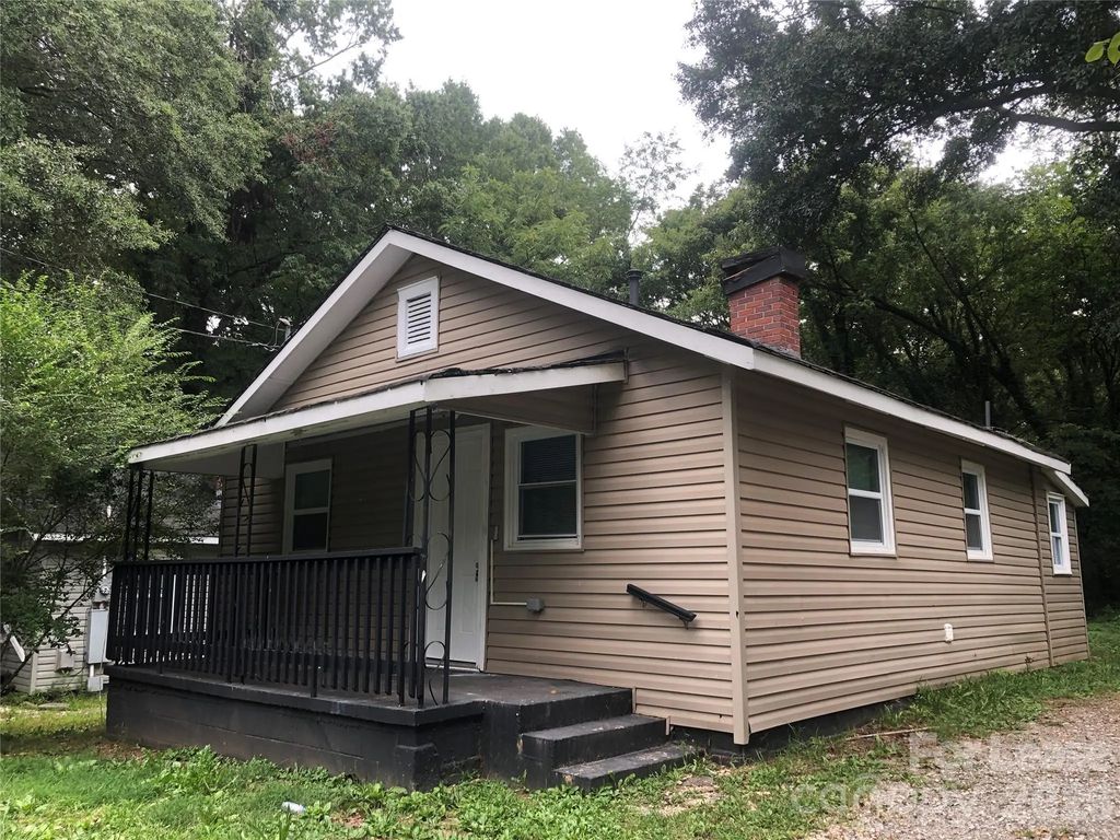 617 Granite Avenue, Gastonia