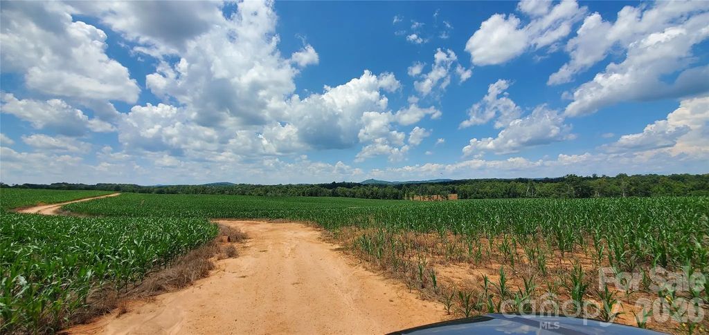 3641 Us Highway 21 Highway, Hamptonville