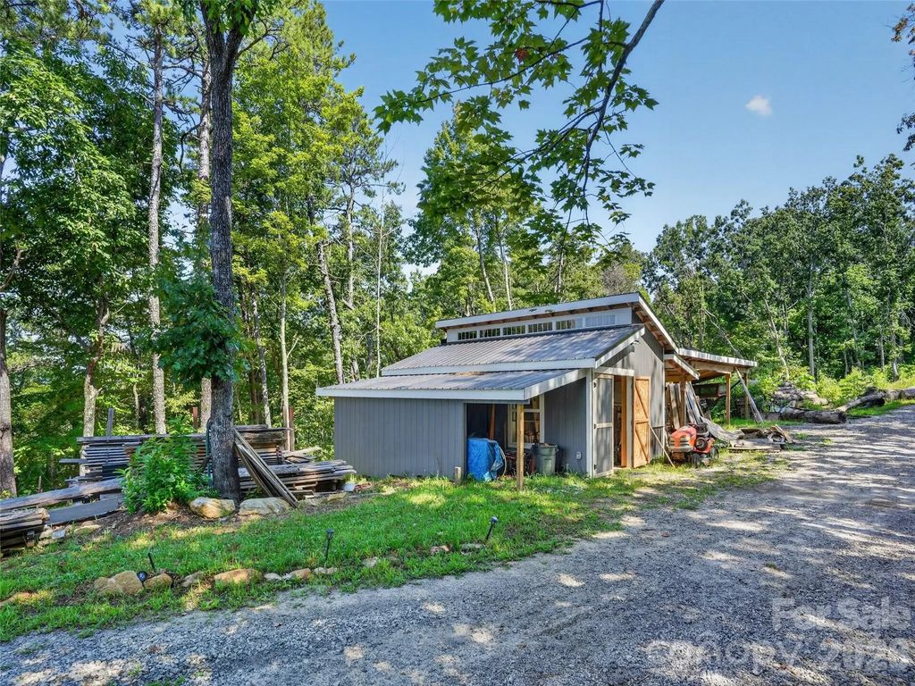 00 Jacks Paw Lane, Hendersonville