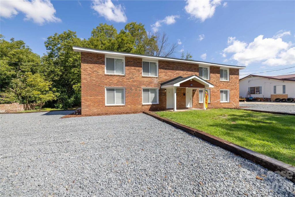 446 W Main Street 4, Troy