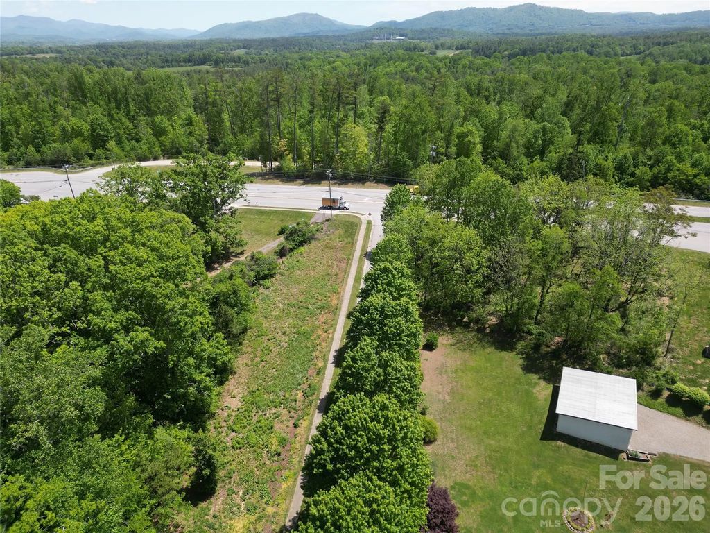 61 Elaine Eden Drive, Asheville