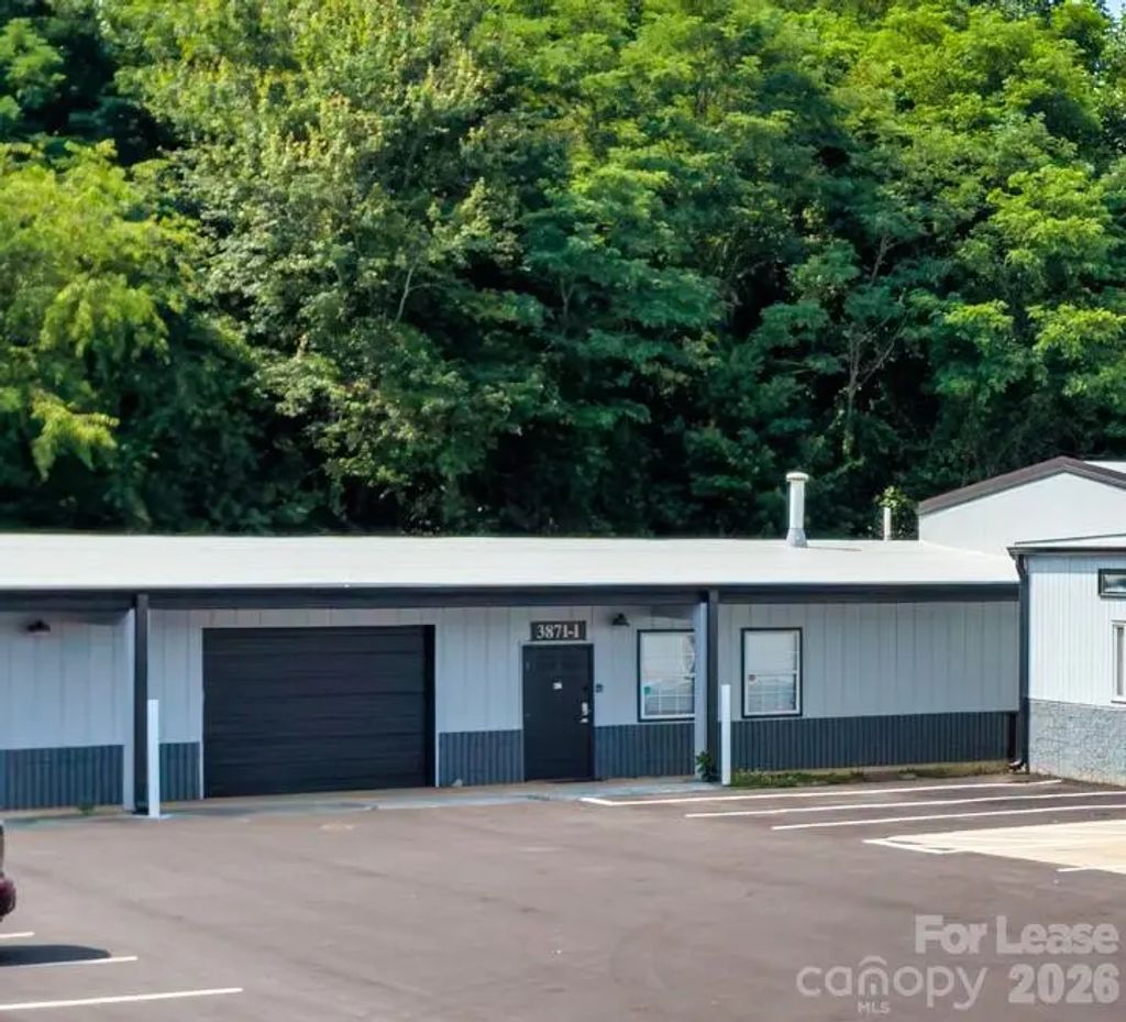 3865 Sweeten Creek Road 3871-a, Arden