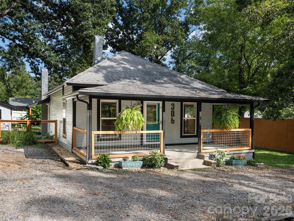 306 Mccoy Cove Road, Black Mountain