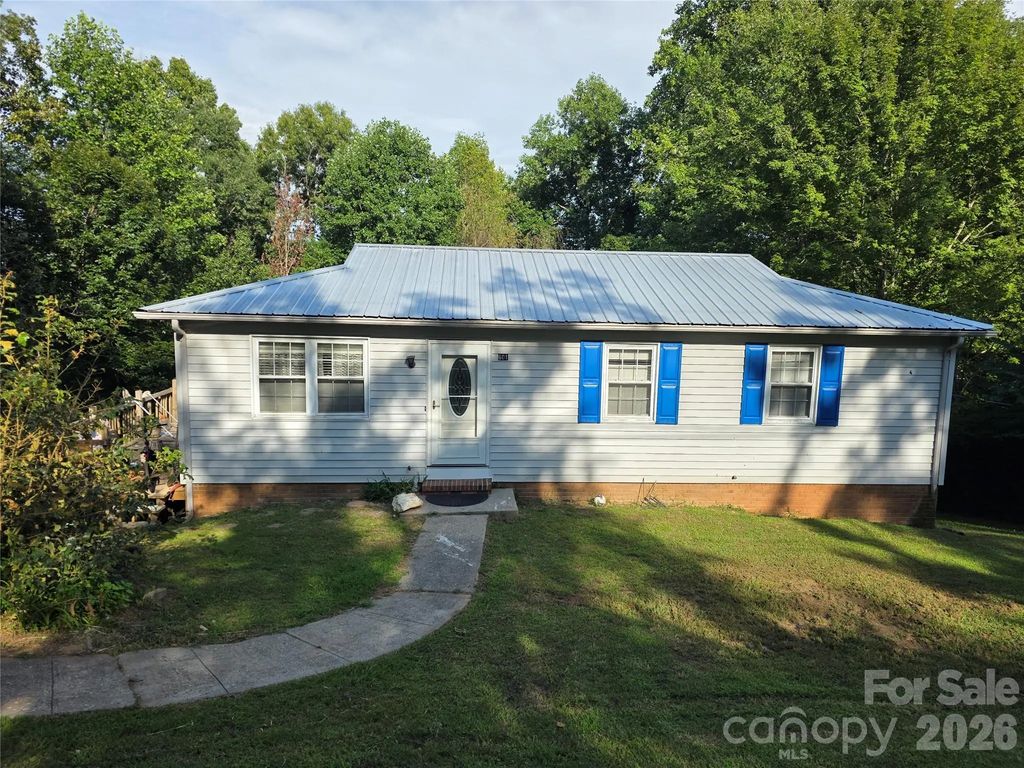 601 Hennessee Street, Morganton