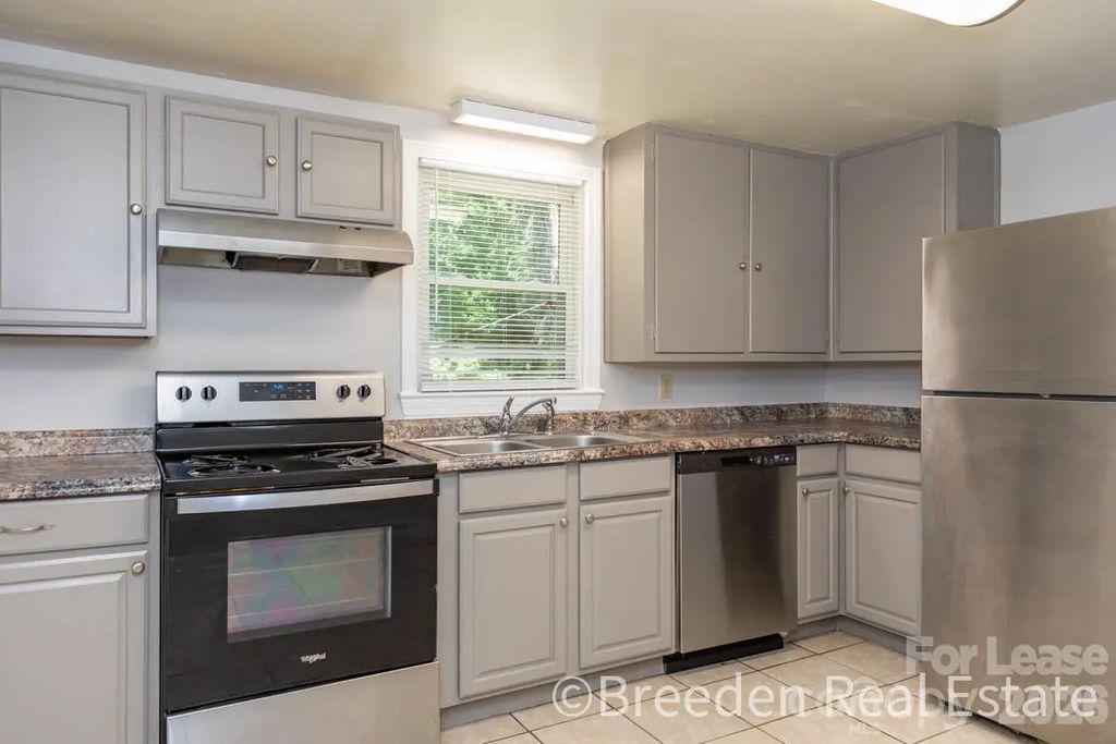 224 N Anderson Street, Morganton