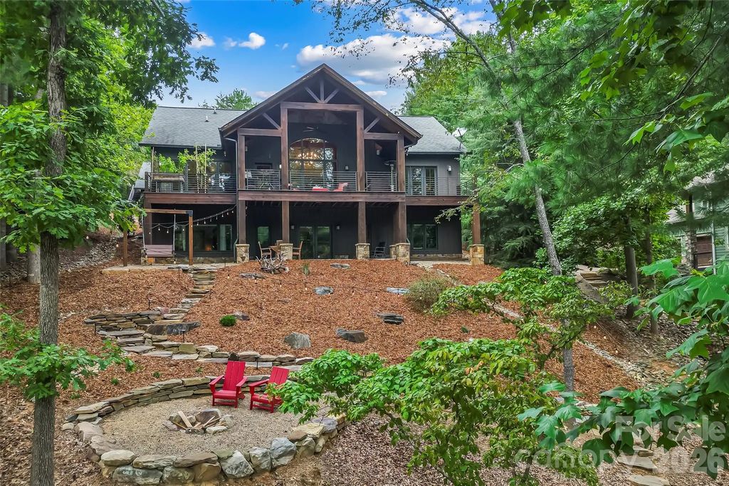 5069 Lighthouse Court, Morganton
