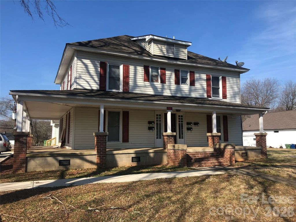 223 E Glendale Avenue E, Mount Holly