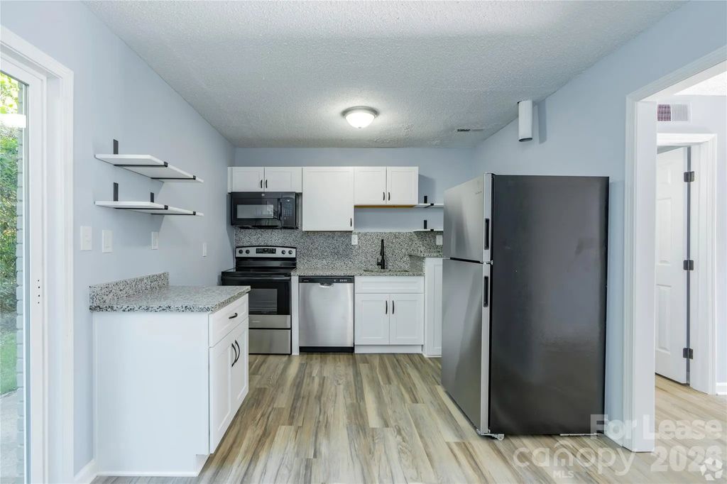 300 E Charlotte Avenue 5, Mount Holly