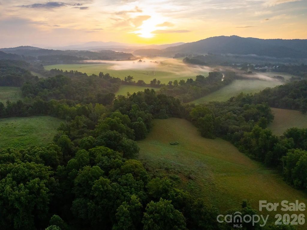 185 Mckinney Road, Etowah