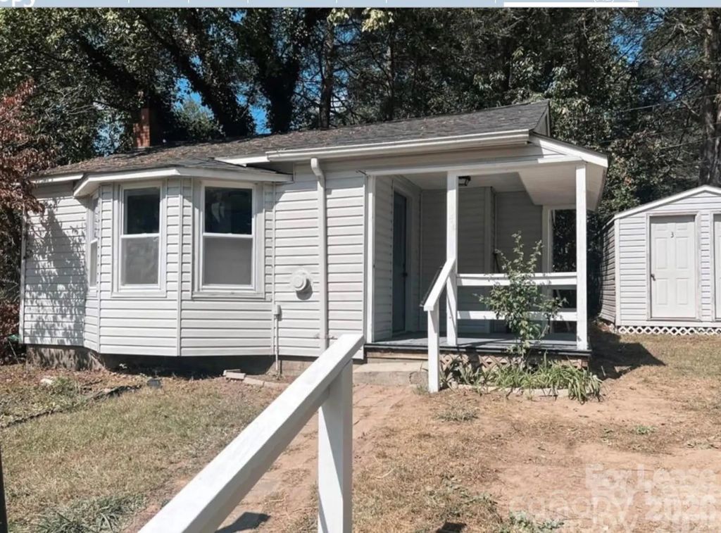 104 Malvern Drive, Hendersonville