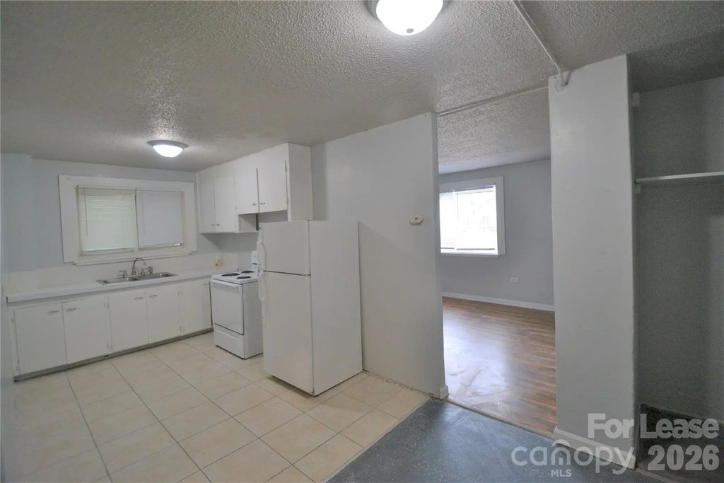 129 Brumley Avenue Ne D, Concord