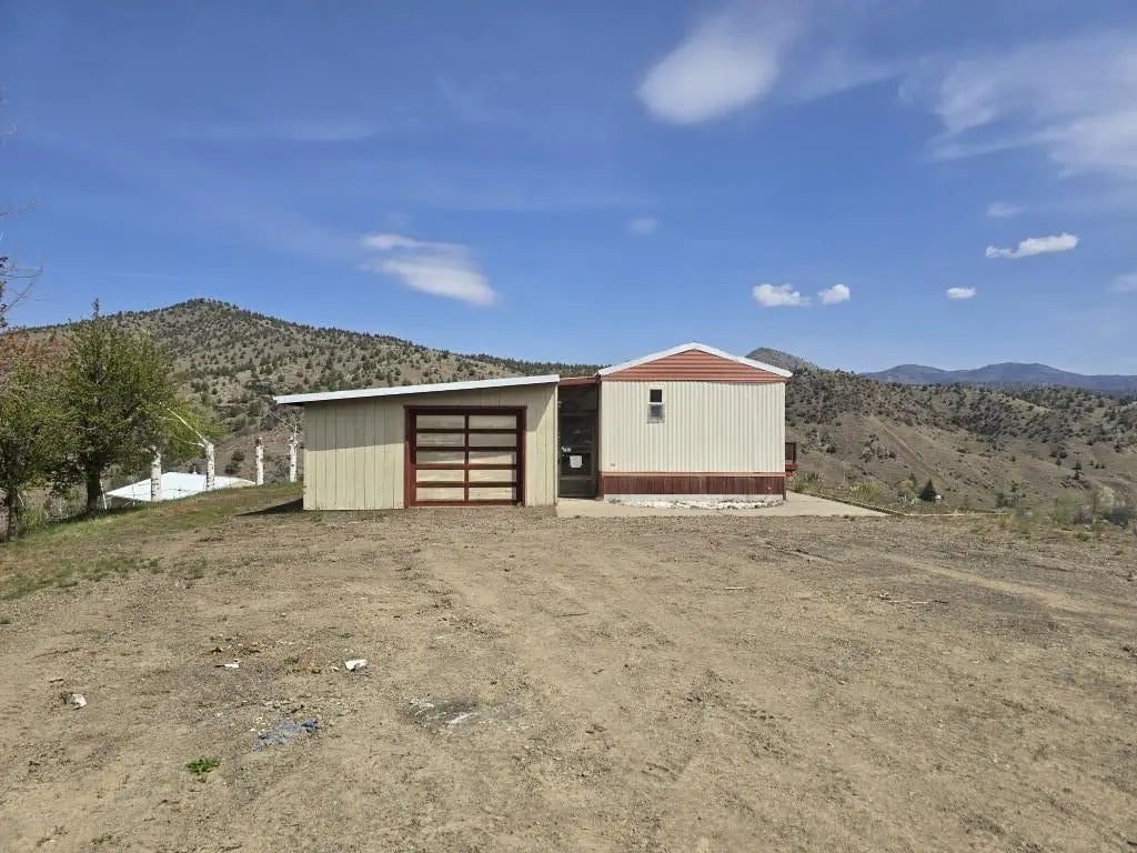 301 Sw Huddleston Heights Drive, Mitchell