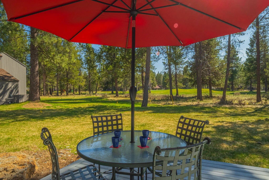 17737 Meadow House Court 70, Sunriver