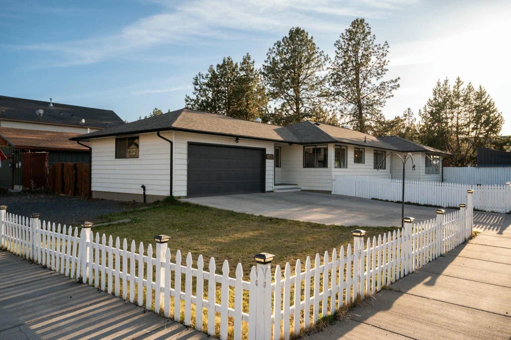 21315 Livingston Drive, Bend