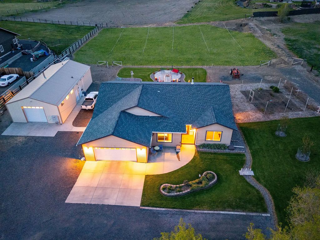 411 Nw Mcdonald Road, Prineville