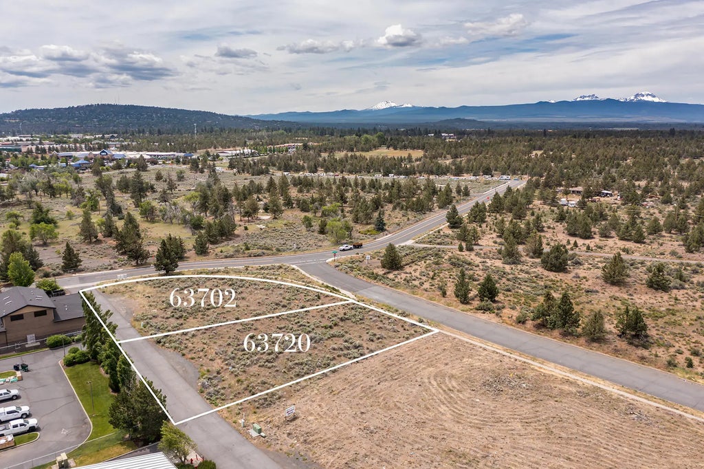 63702 & 63720 Clausen Road, Bend